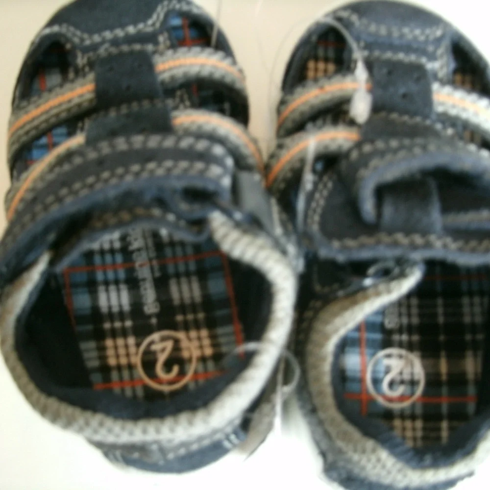 Genuine Kids Oshkosh Boys Sandals Closed Toe Blue Orange Size 2 Baby New